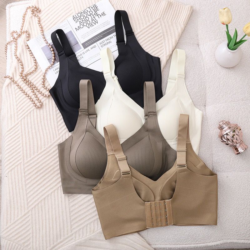 Seamless full-cup bra